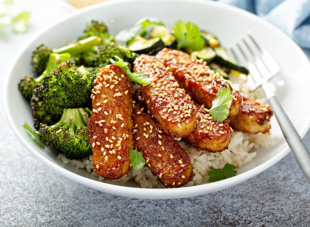 Vegan Teriyaki Tempeh Dinner