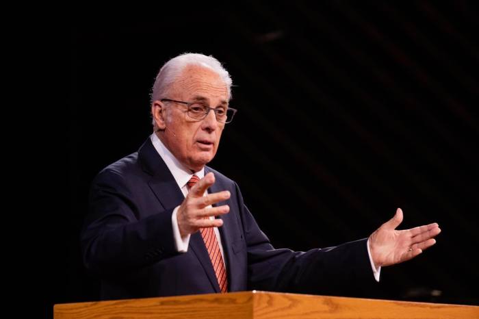 Pastor John MacArthur speaks at the 2020 Grace Community Church Pastor's Conference.