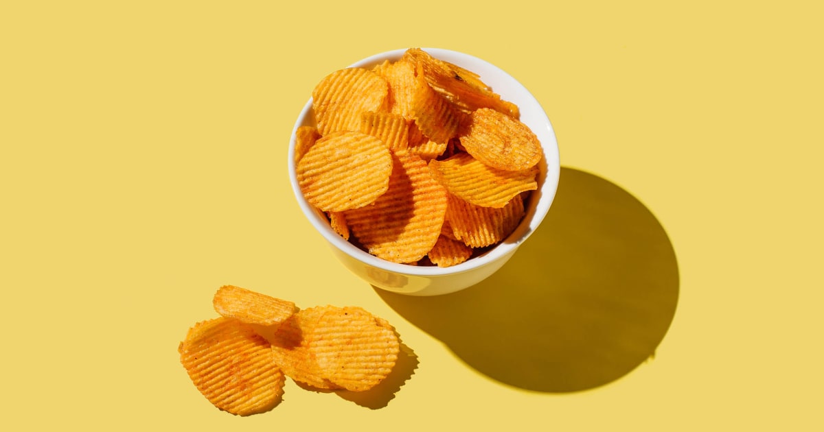 What are the healthiest chips you can buy?  Dietitians share 3 things to look for