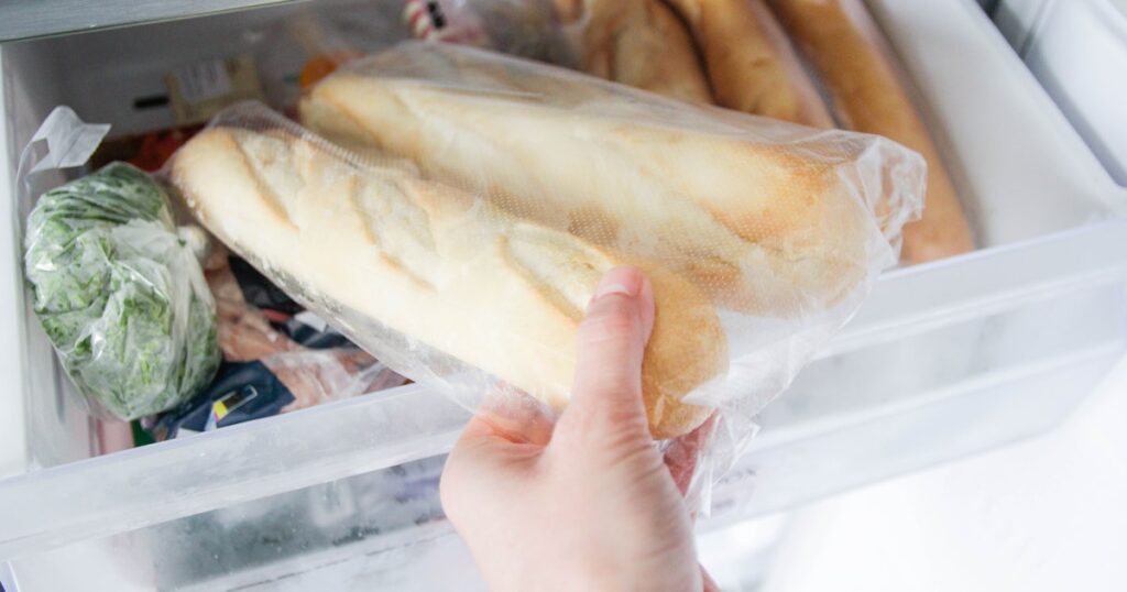 What science really says about the health benefits of freezing bread